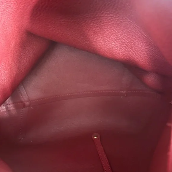 Mansur Gavriel Suede Bucket Bag in burgundy - Picture 6 of 9